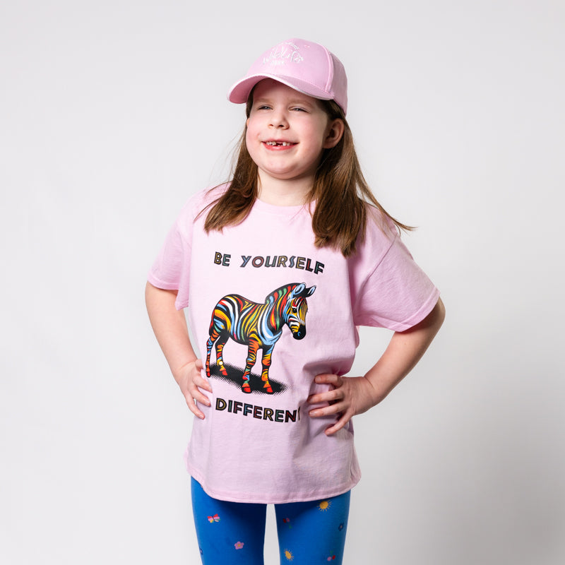 yorkshire wildlife park kids be yourself be different girl wearing pink tshirt with rainbow coloured giraffe